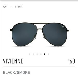 Quay Vivienne Black/Smoke sunnies